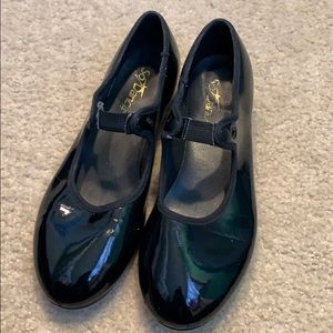 So’Danca Size 5 Tap Shoes